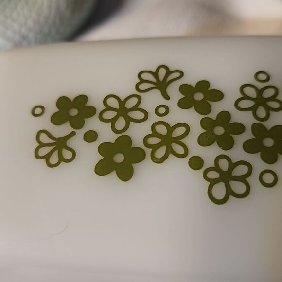 Pyrex Marigold Meadows Butter Dish - Picture 3 of 7